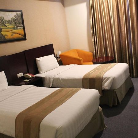 Asialink Premier Karawang Ngoại thất bức ảnh