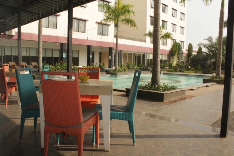 Asialink Premier Karawang Ngoại thất bức ảnh